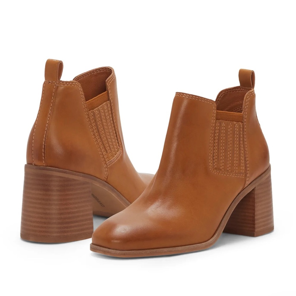 Lucky Brand Debruh Tan Ankle Boots